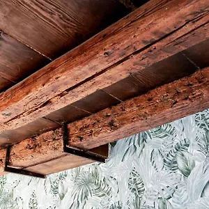https://ca-della-corte-lucatella-piazza-s-marco.hotelinveneto.com