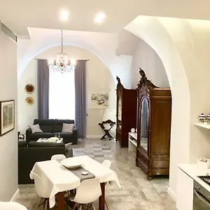  Apartment Dimora Del Papa